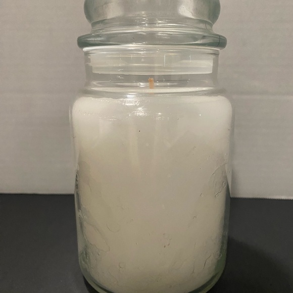 Yankee Candle Retired COCONUT BAY Large 22 oz White Label Rare NEW - Picture 2 of 3